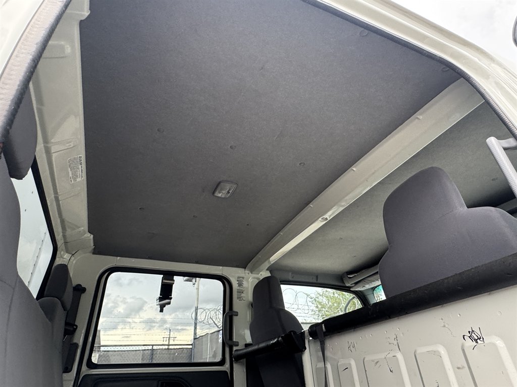 2021 Isuzu Npr-xd - $41,995