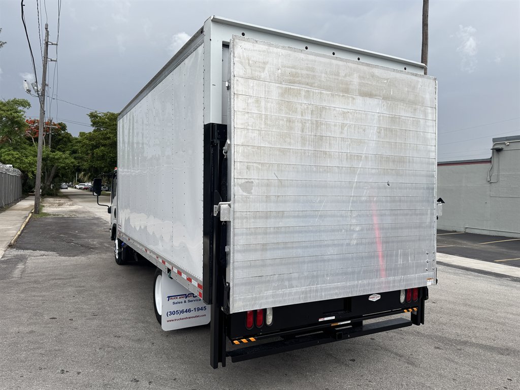 2021 Isuzu Npr-xd - $41,995