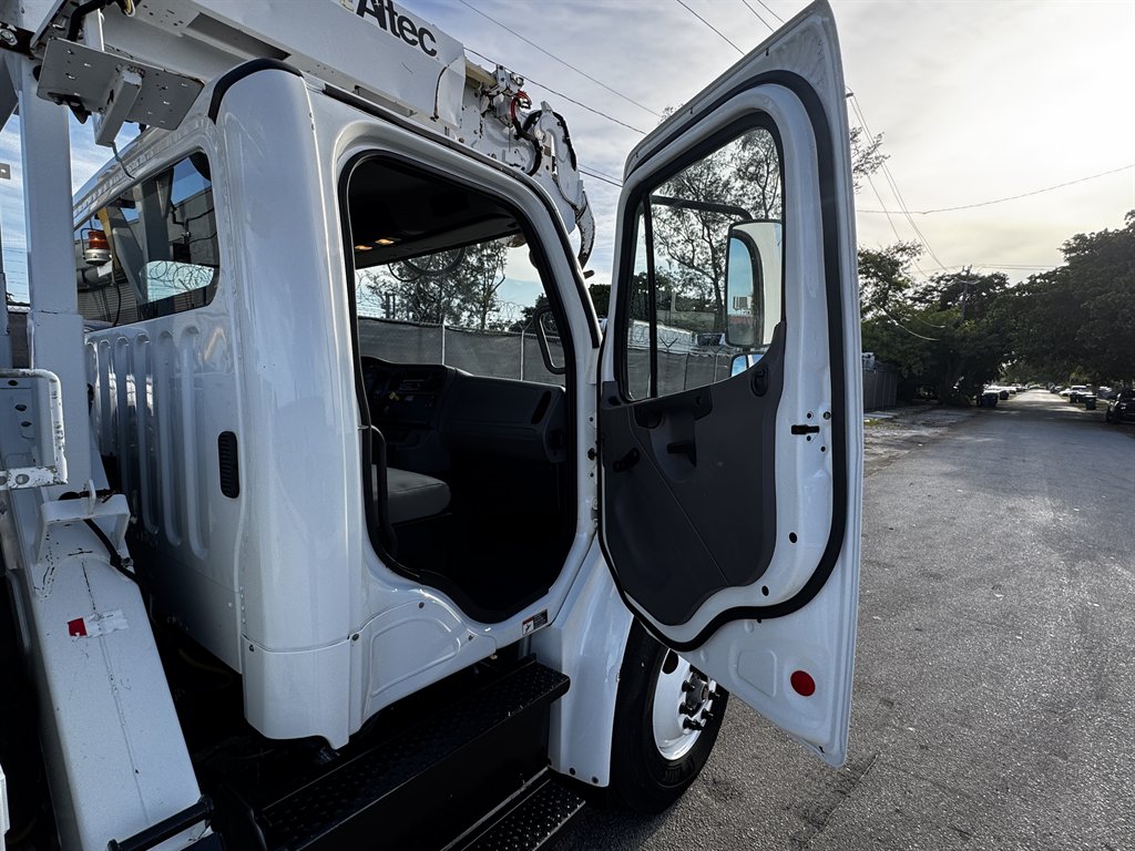 2019 Freightliner M2 - $56,995