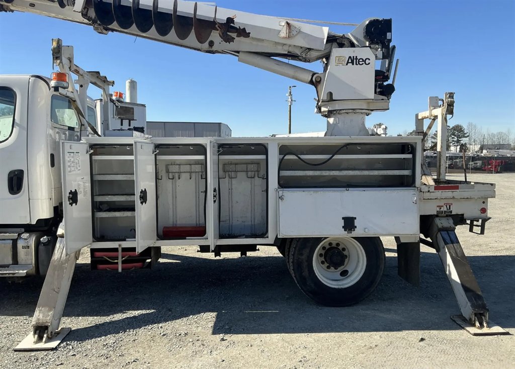 2019 Freightliner M2 - $59,995