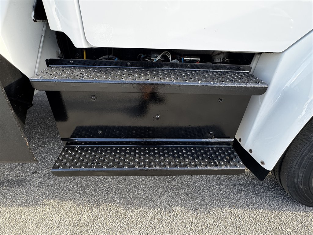 2019 Freightliner M2 - $56,995