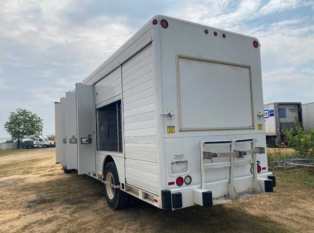 2019 Freightliner M2 - $37,995