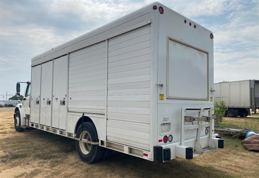 2019 Freightliner M2 - $37,995