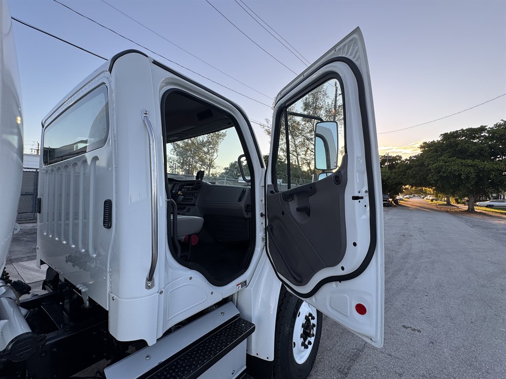 2020 Freightliner M2 - $94,995