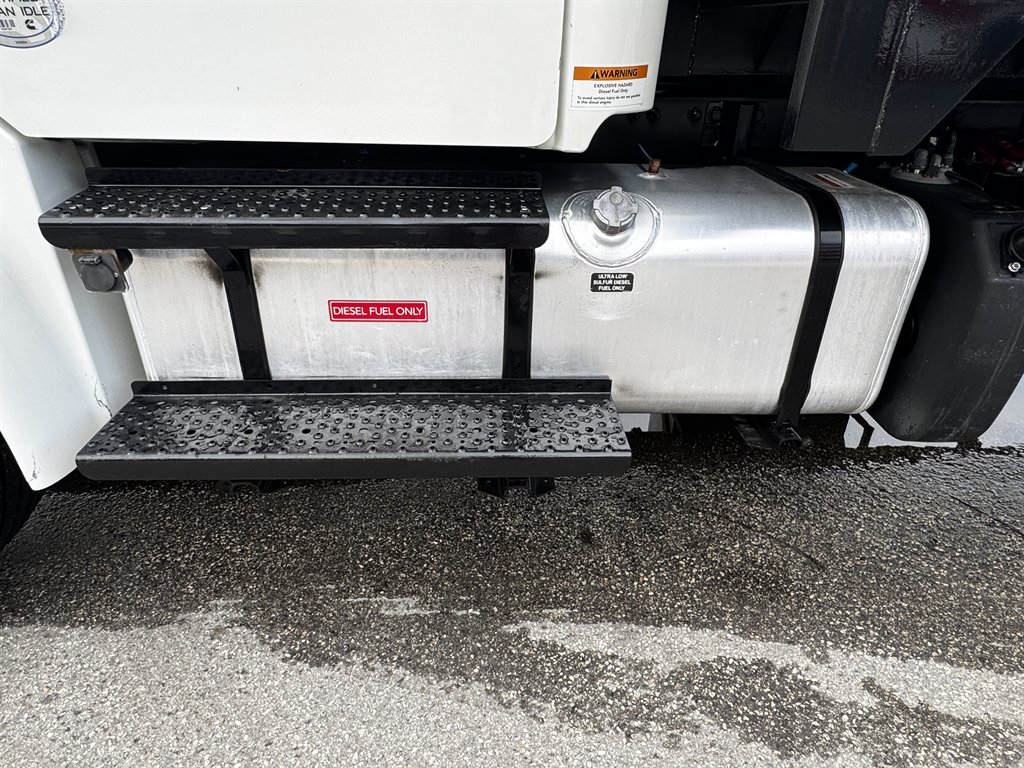 2020 Freightliner M2 - $29,995