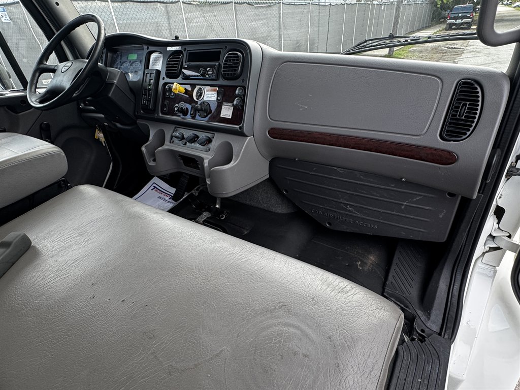 2020 Freightliner M2 - $29,995