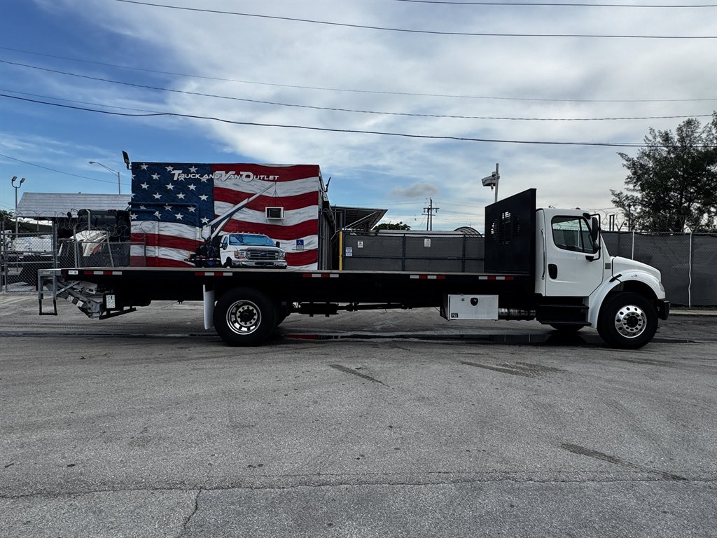 2020 Freightliner M2 - $29,995