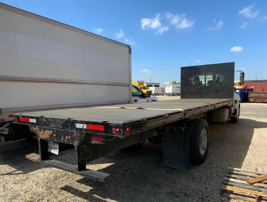 2020 Hino 268 - $32,995