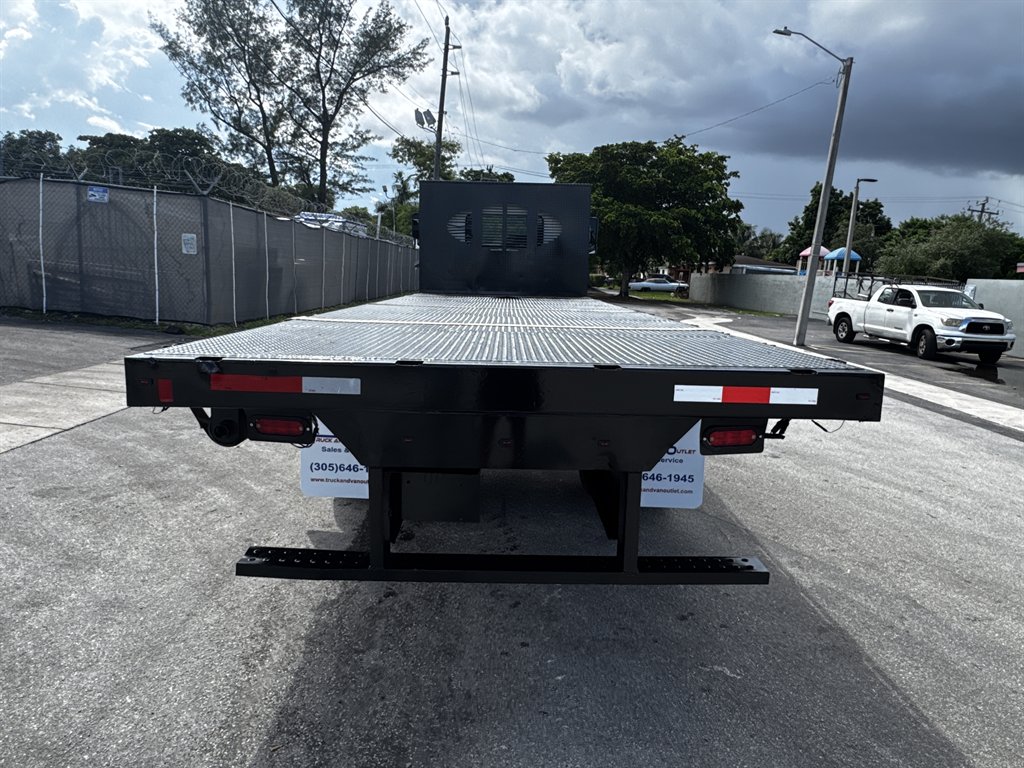 2020 Hino Conventional Type Truck - $32,995
