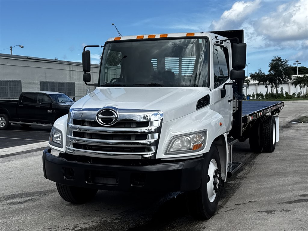 2020 Hino Conventional Type Truck - $32,995