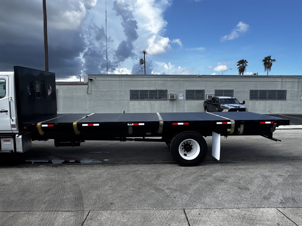 2020 Hino Conventional Type Truck - $32,995