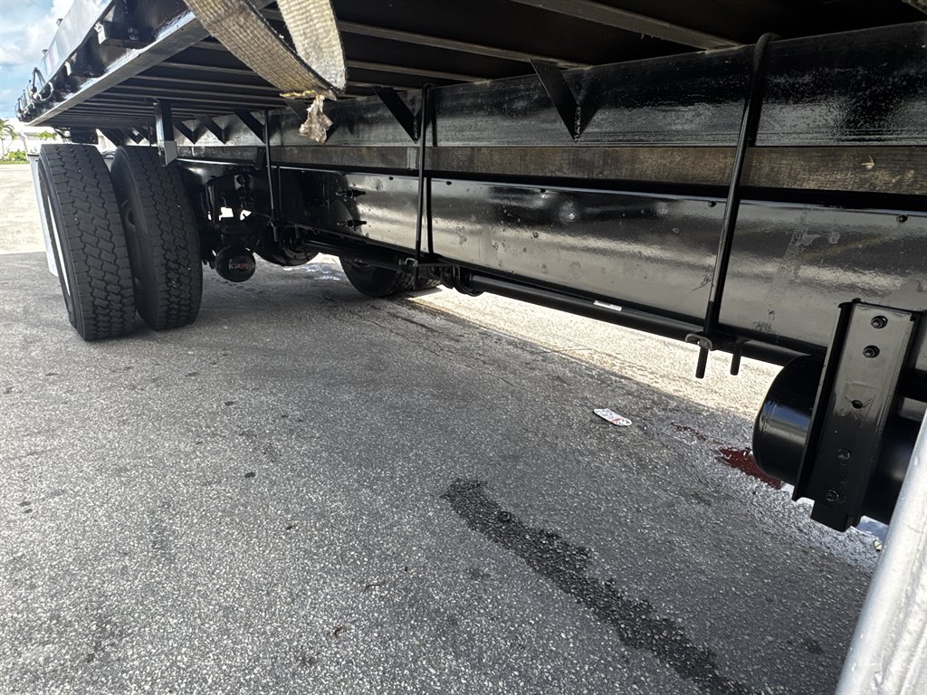2020 Hino Conventional Type Truck - $32,995