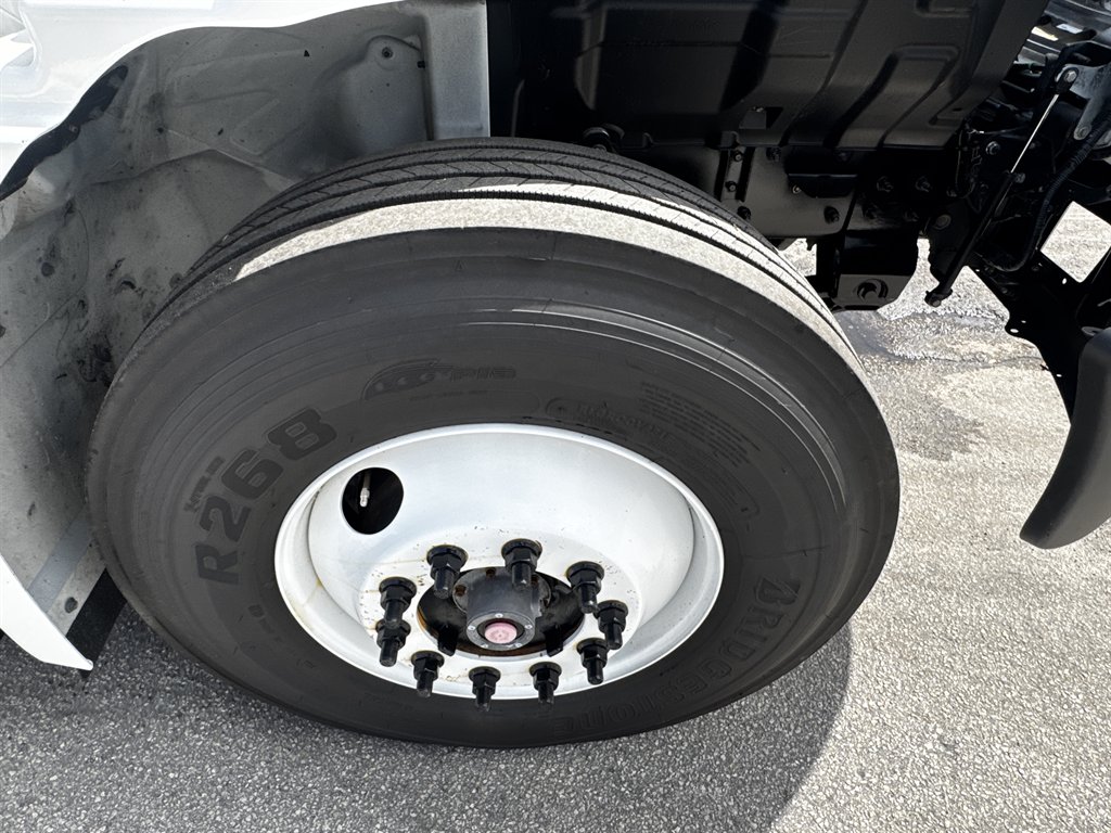 2020 Hino Conventional Type Truck - $32,995