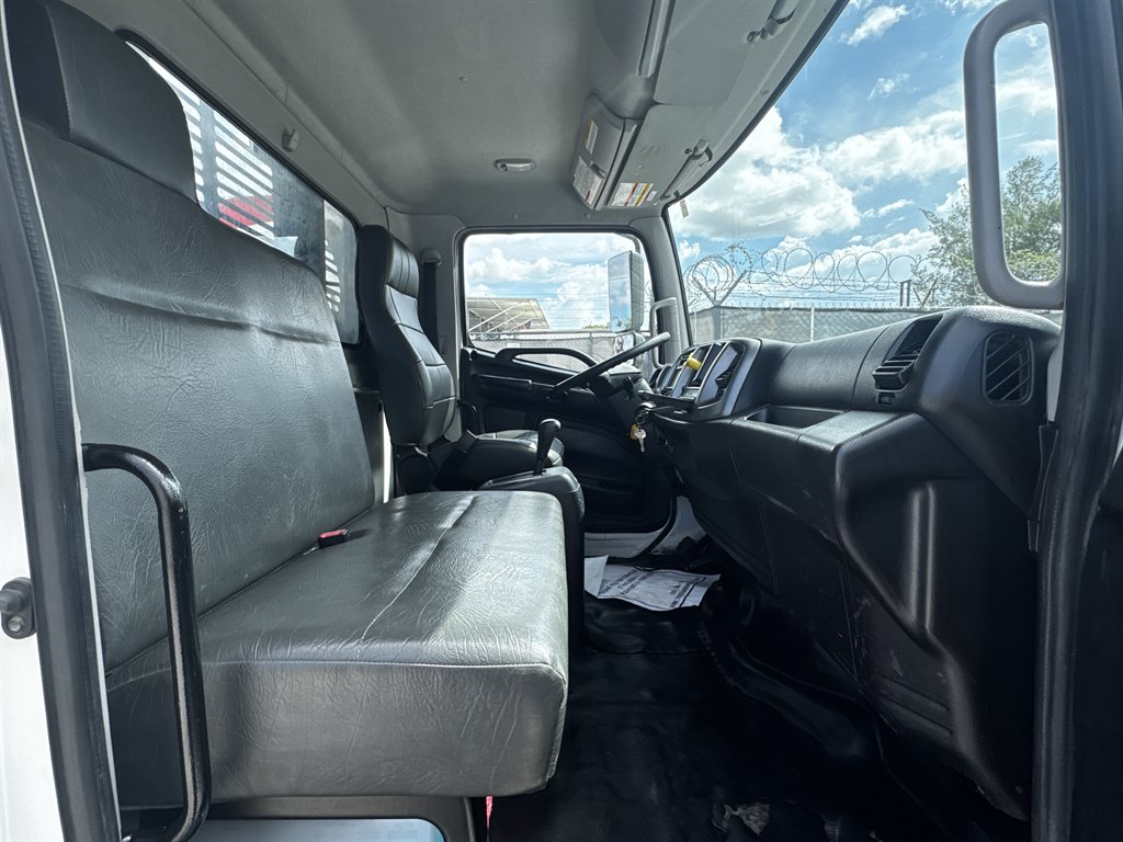 2020 Hino Conventional Type Truck - $32,995