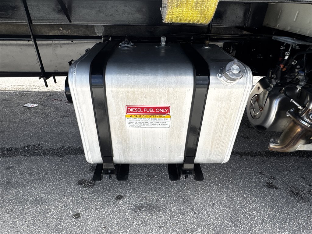 2020 Hino Conventional Type Truck - $32,995