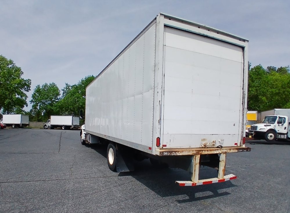 2019 Hino 268 - $31,995