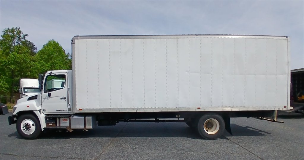 2019 Hino 268 - $31,995