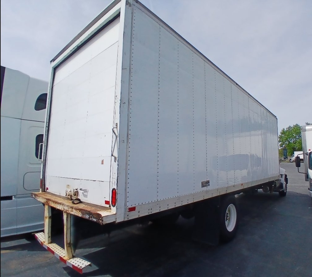 2019 Hino 268 - $31,995