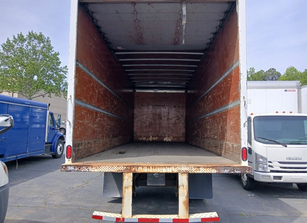 2019 Hino 268 - $31,995