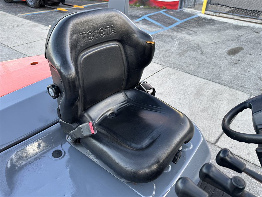 2018 Toyota 8fdu30 - $19,995