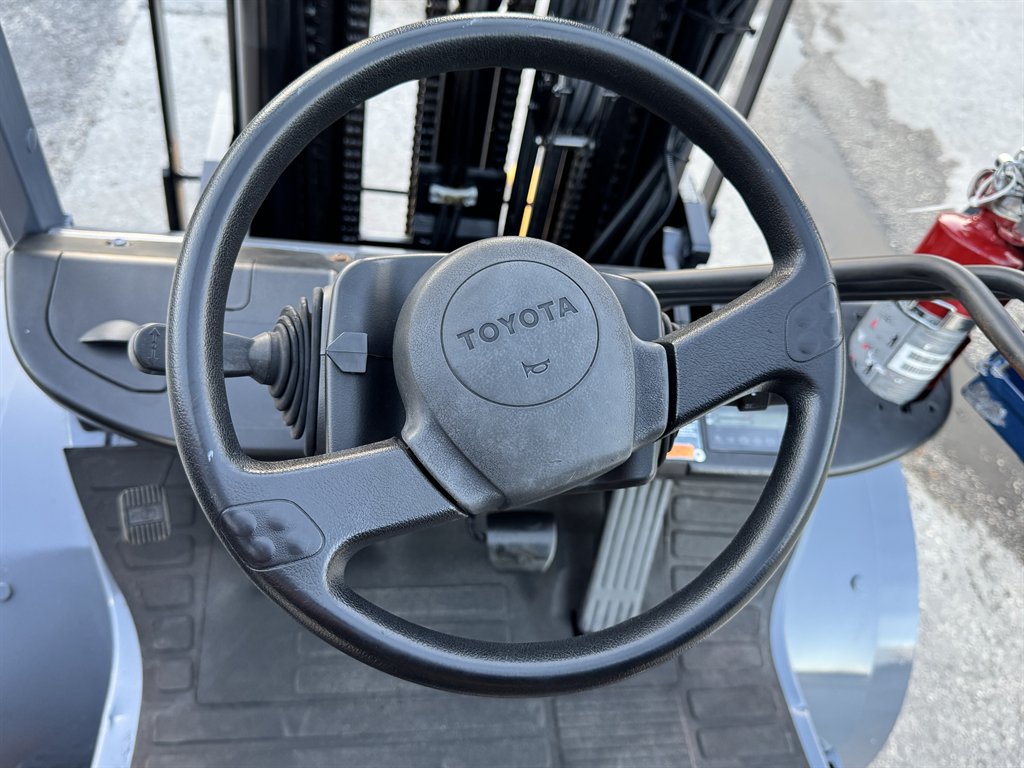 2018 Toyota 8fdu30 - $19,995