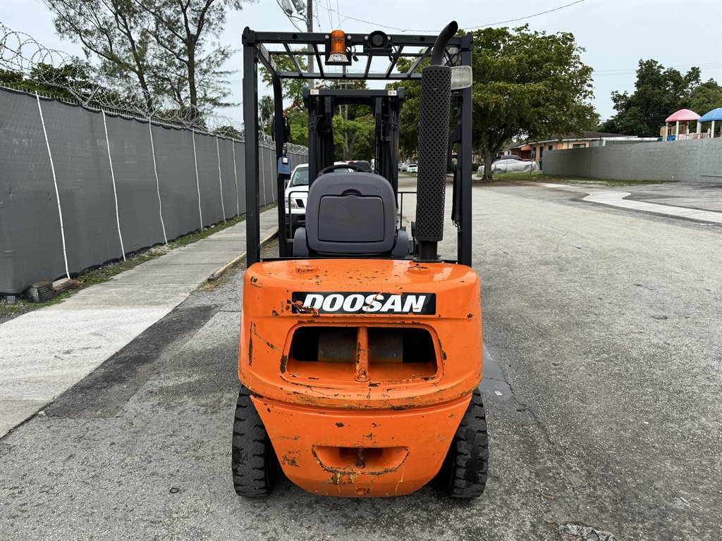 2007 Doosan D25s-5 - $12,995