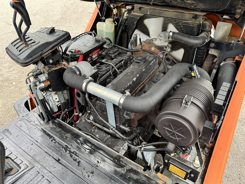 2007 Doosan D25s-5 - $12,995