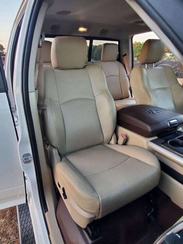 2015 Ram 1500 - $19,995