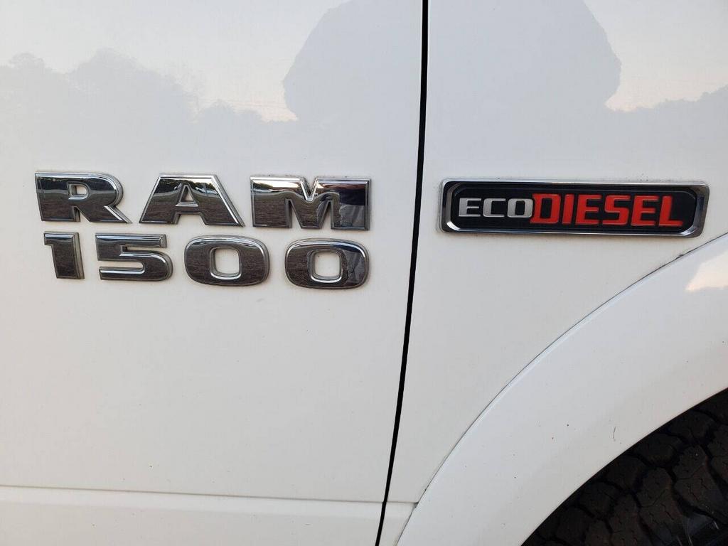 2015 Ram 1500 - $19,995