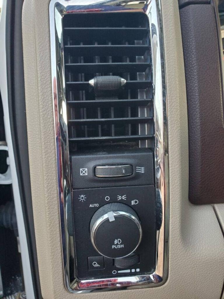 2015 Ram 1500 - $19,995
