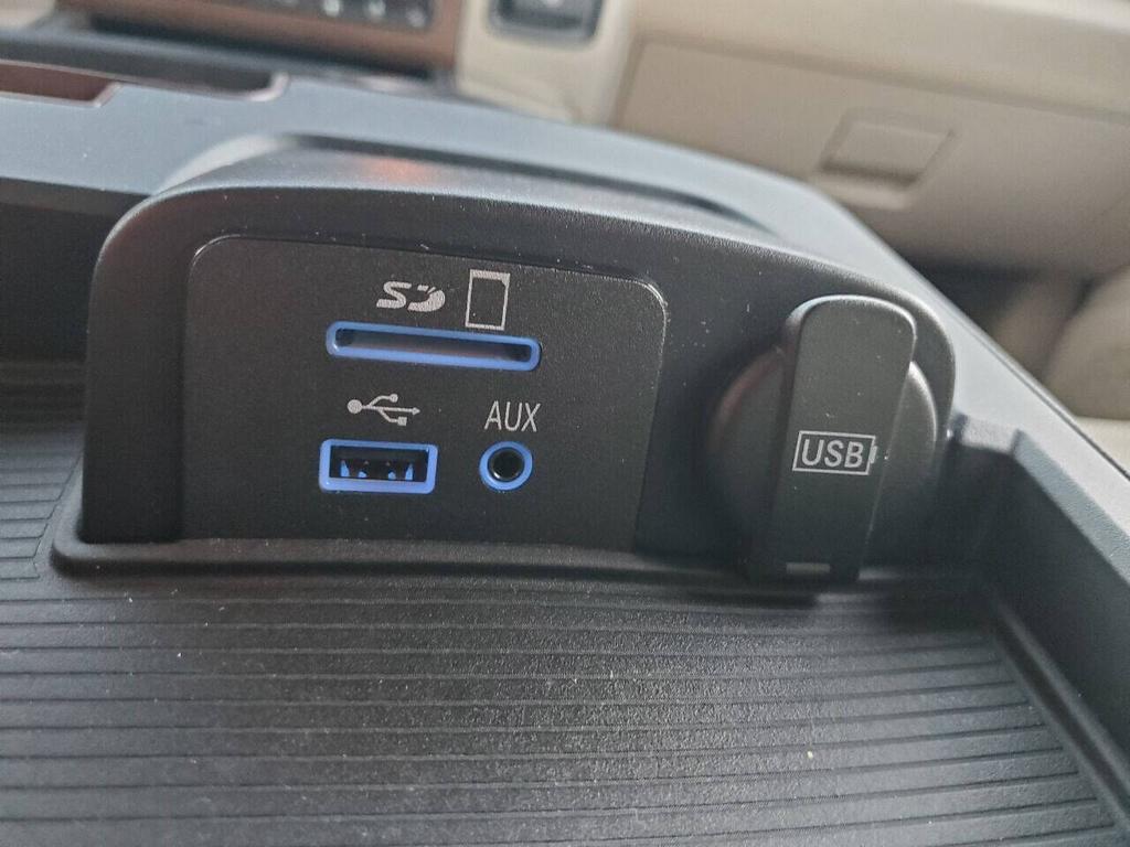 2015 Ram 1500 - $19,995