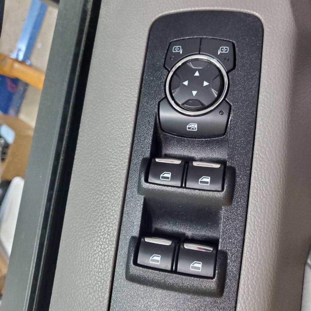 2020 Ford F-150 - $23,995