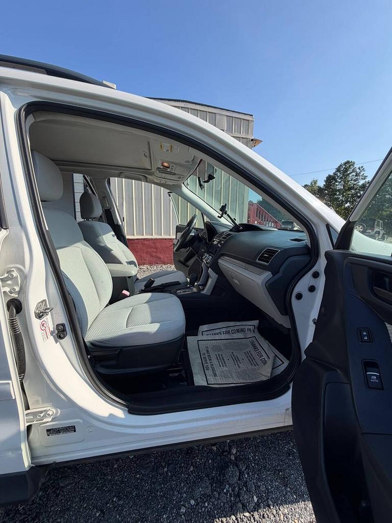 2017 Subaru Forester - $17,995