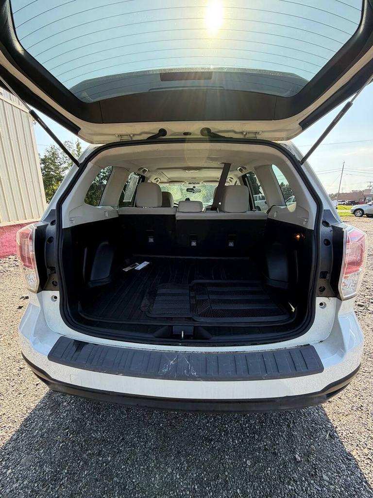 2017 Subaru Forester - $17,995