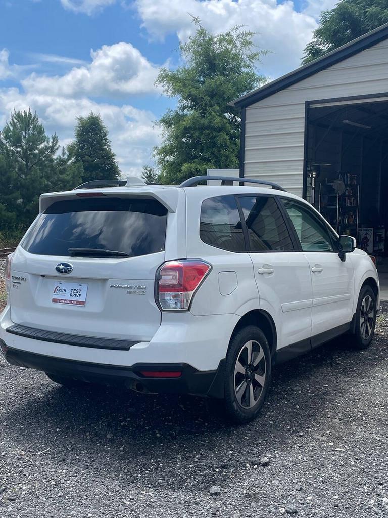 2017 Subaru Forester - $17,995
