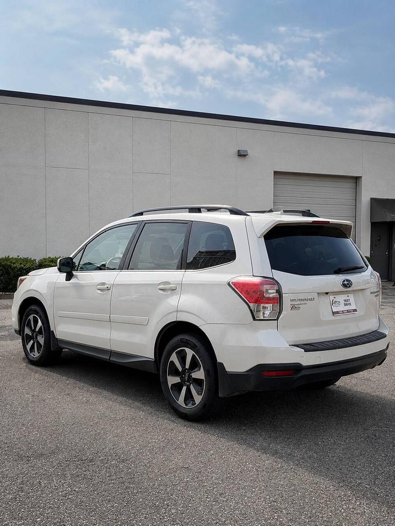 2017 Subaru Forester - $17,995