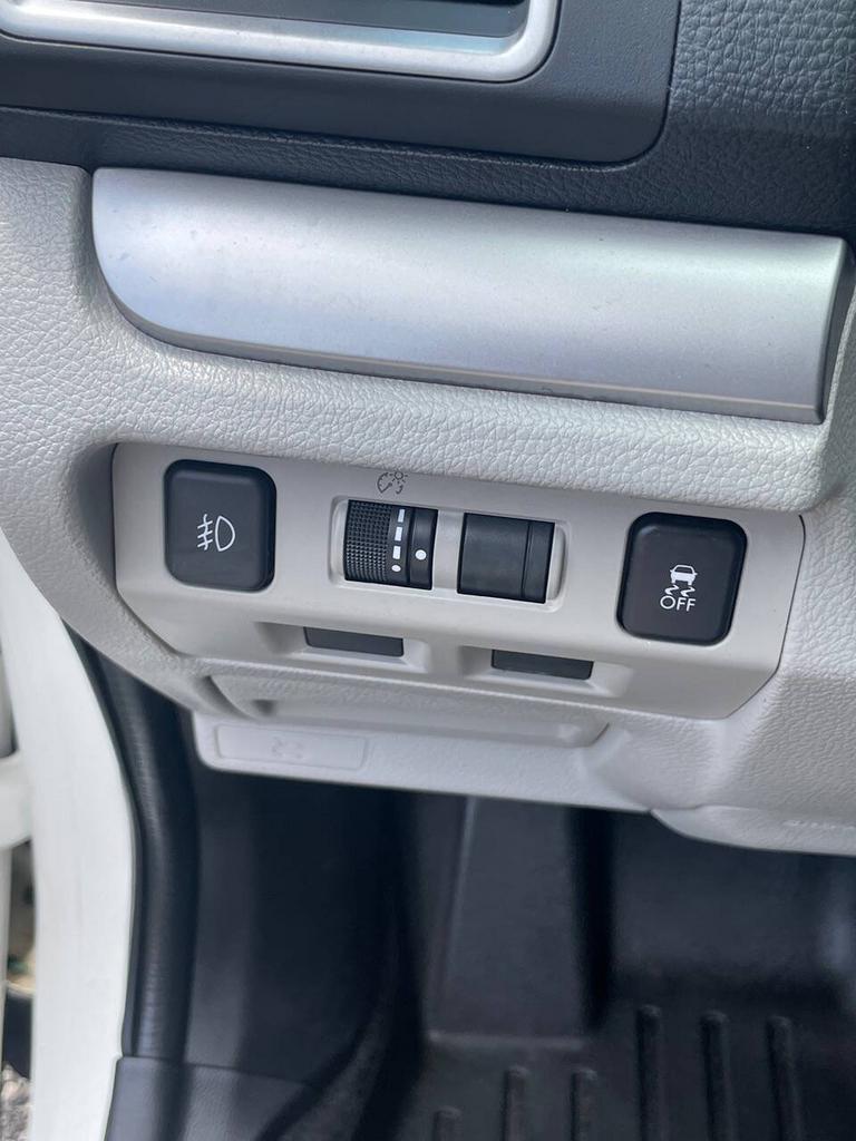 2017 Subaru Forester - $17,995