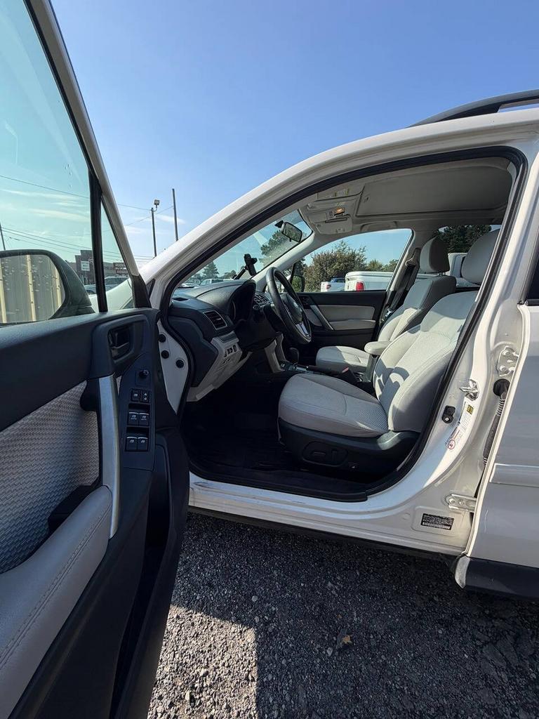2017 Subaru Forester - $17,995