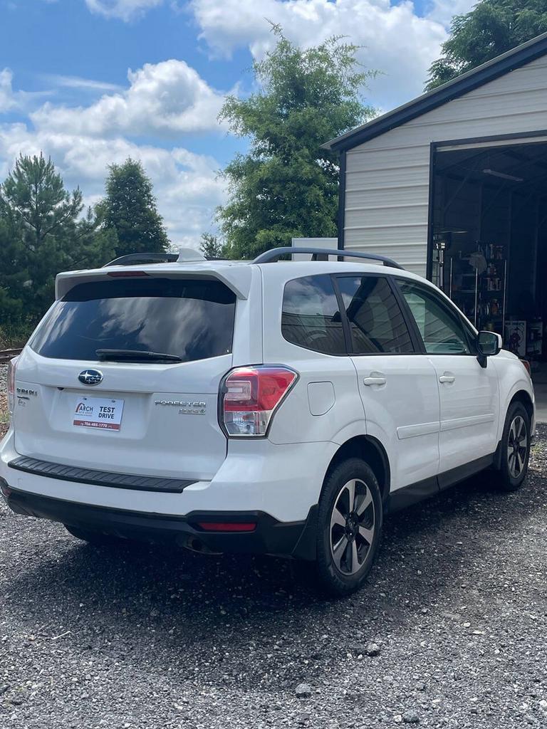 2017 Subaru Forester - $17,995