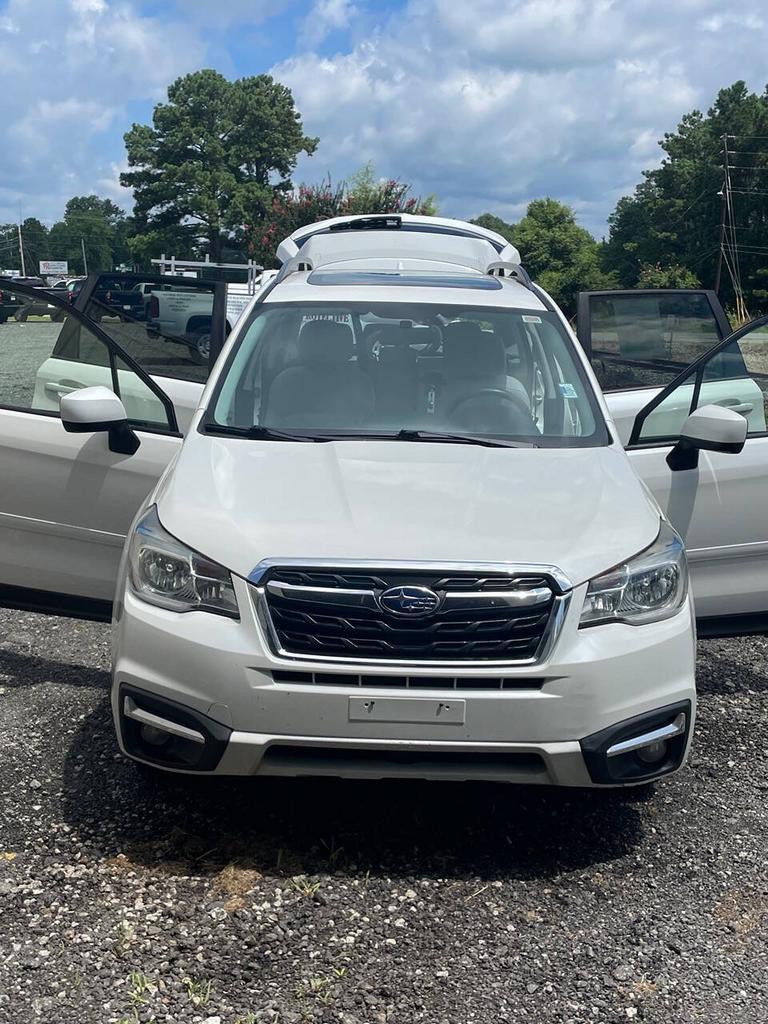 2017 Subaru Forester - $17,995