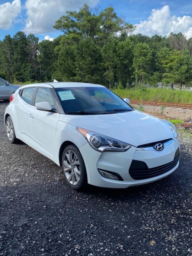 2017 Hyundai Veloster Base