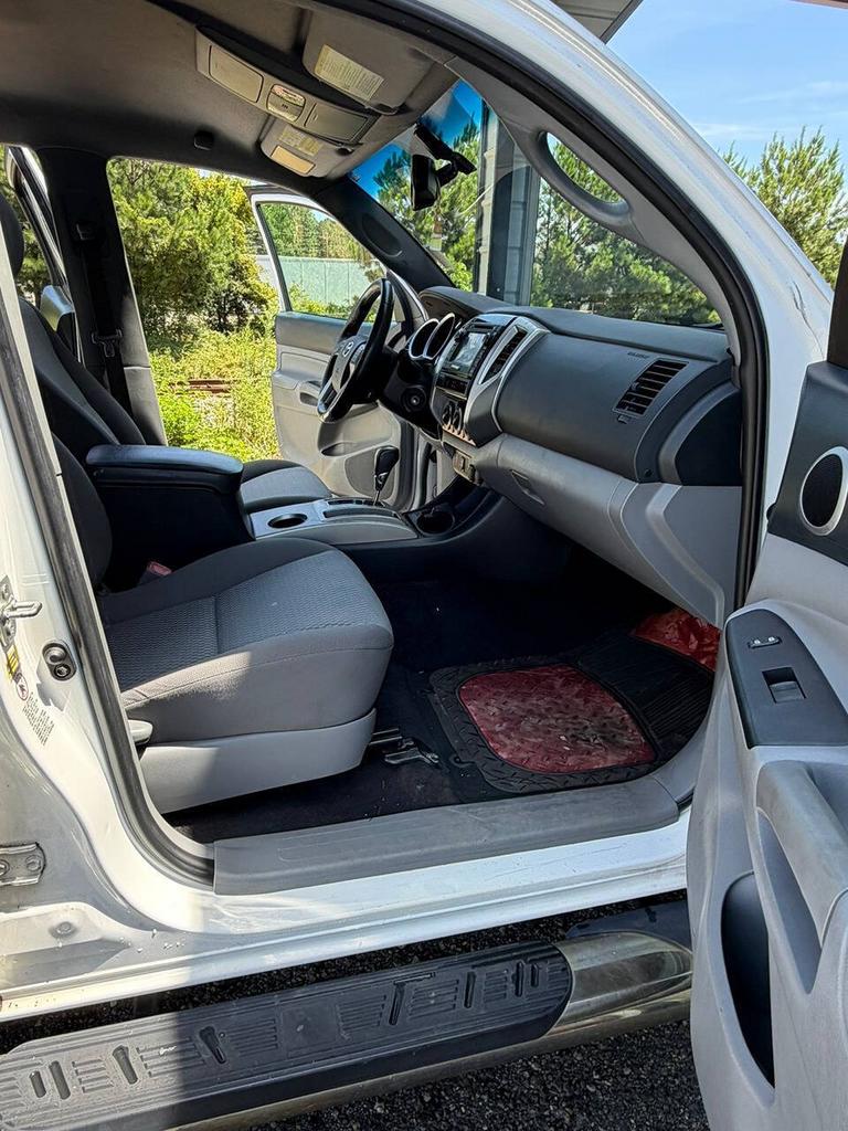 2013 Toyota Tacoma - $16,995