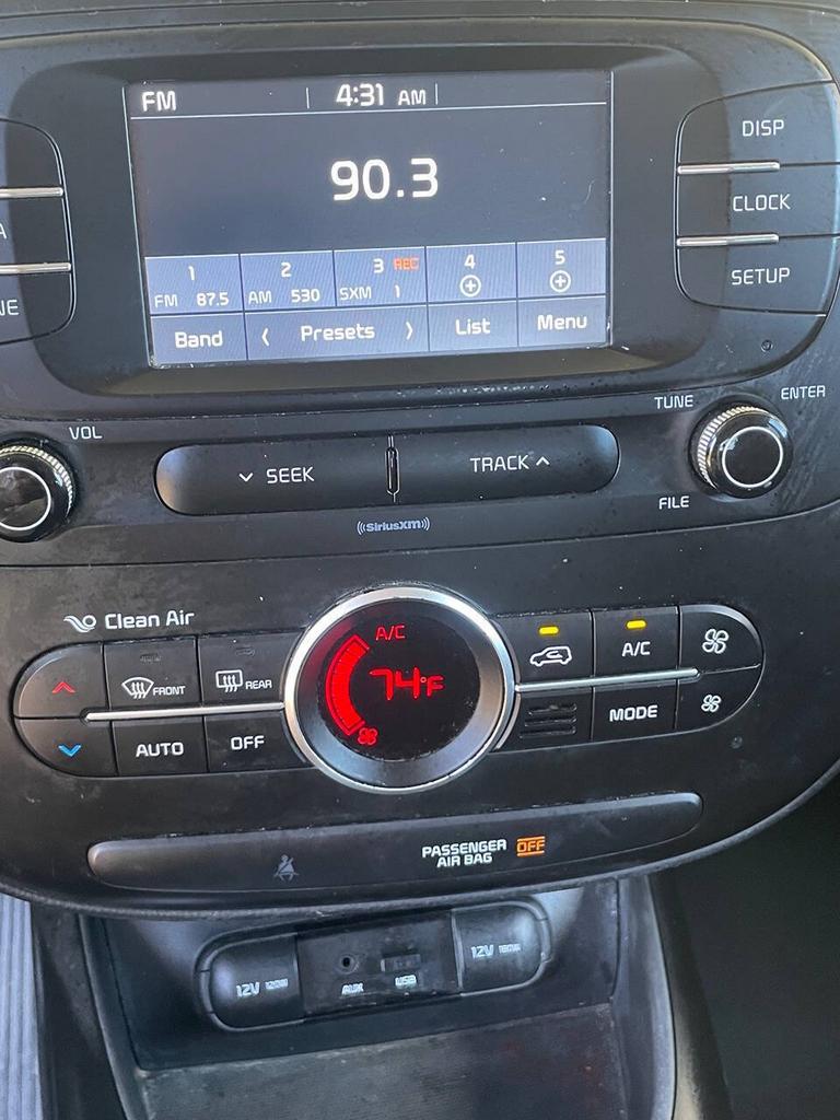 2017 Kia Soul - $9,500