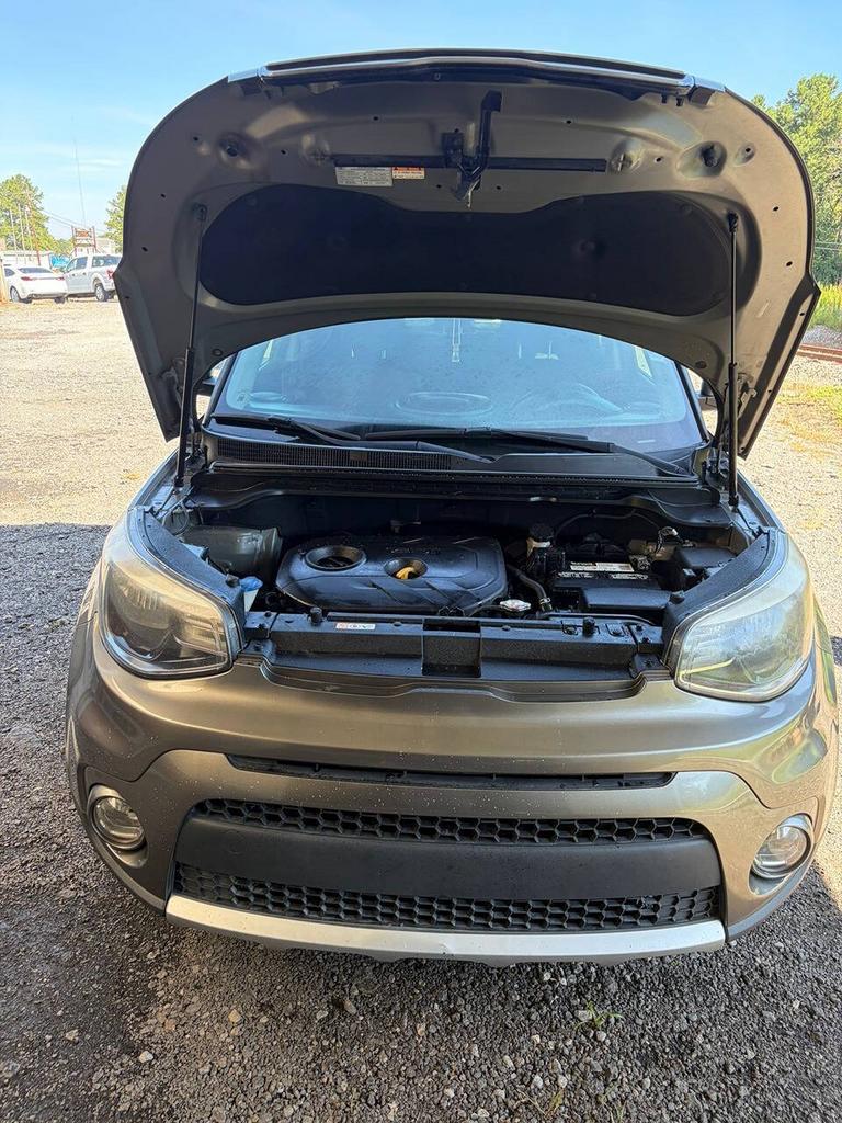 2017 Kia Soul - $9,500