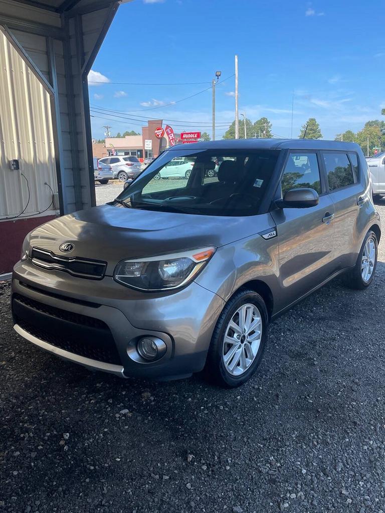 2017 Kia Soul - $9,500