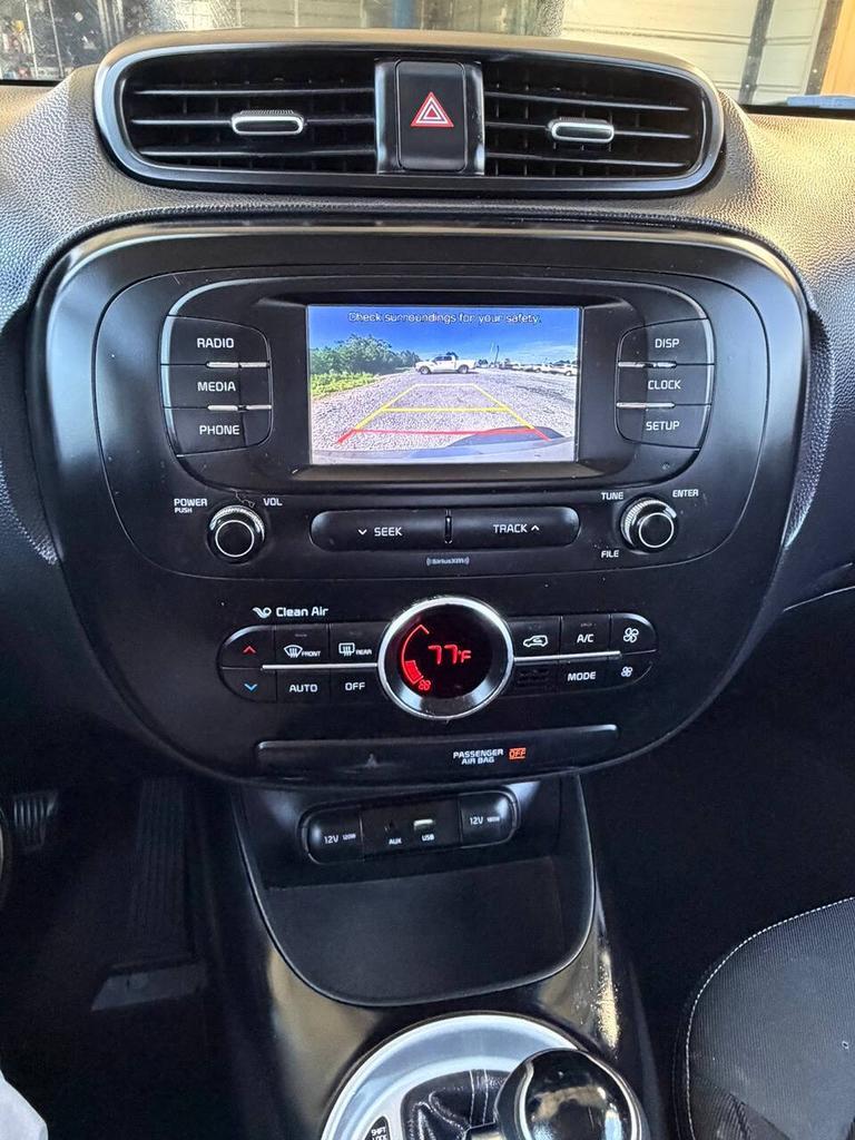 2017 Kia Soul - $9,500