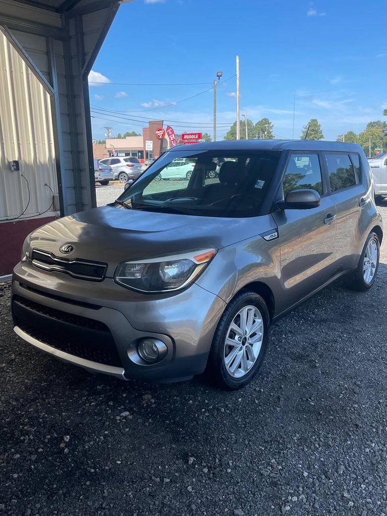 2017 Kia Soul - $9,500