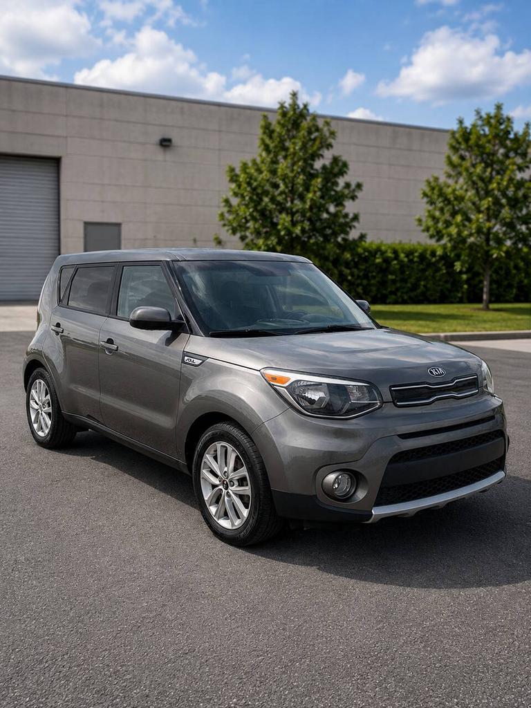2017 Kia Soul - $9,500