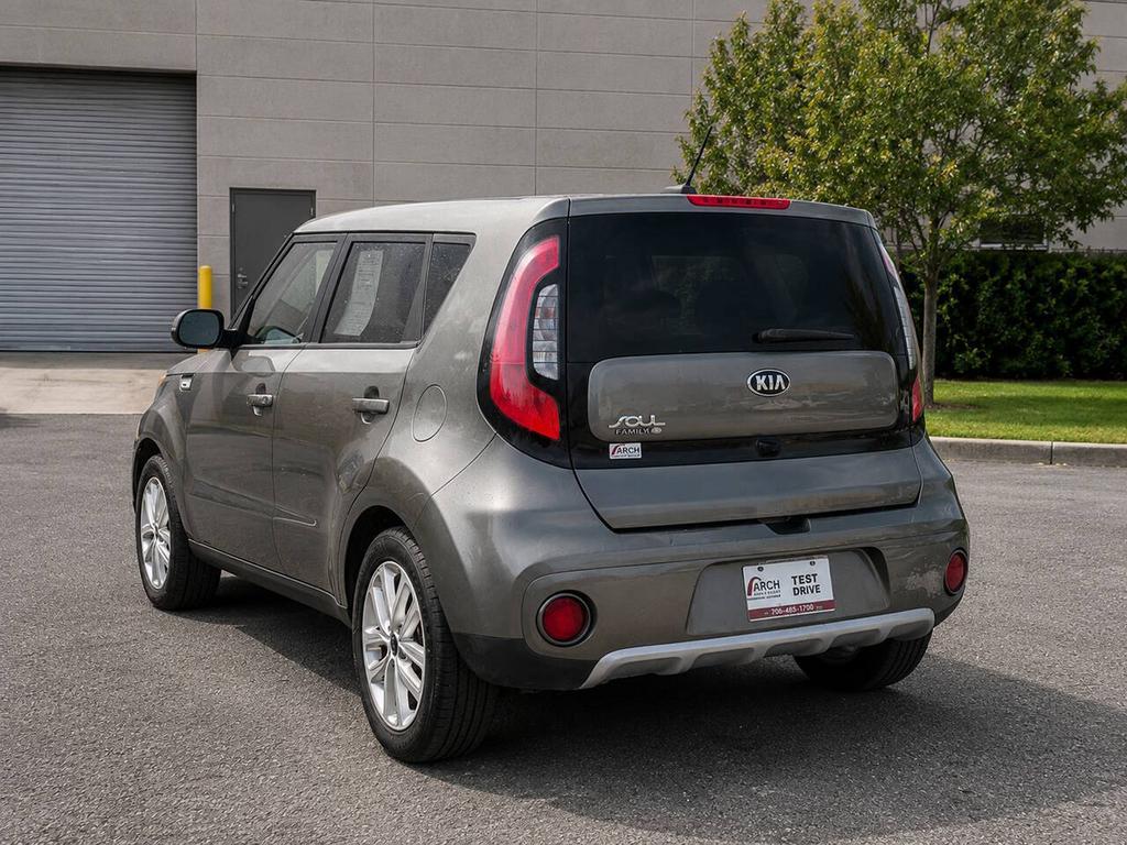 2017 Kia Soul - $9,500