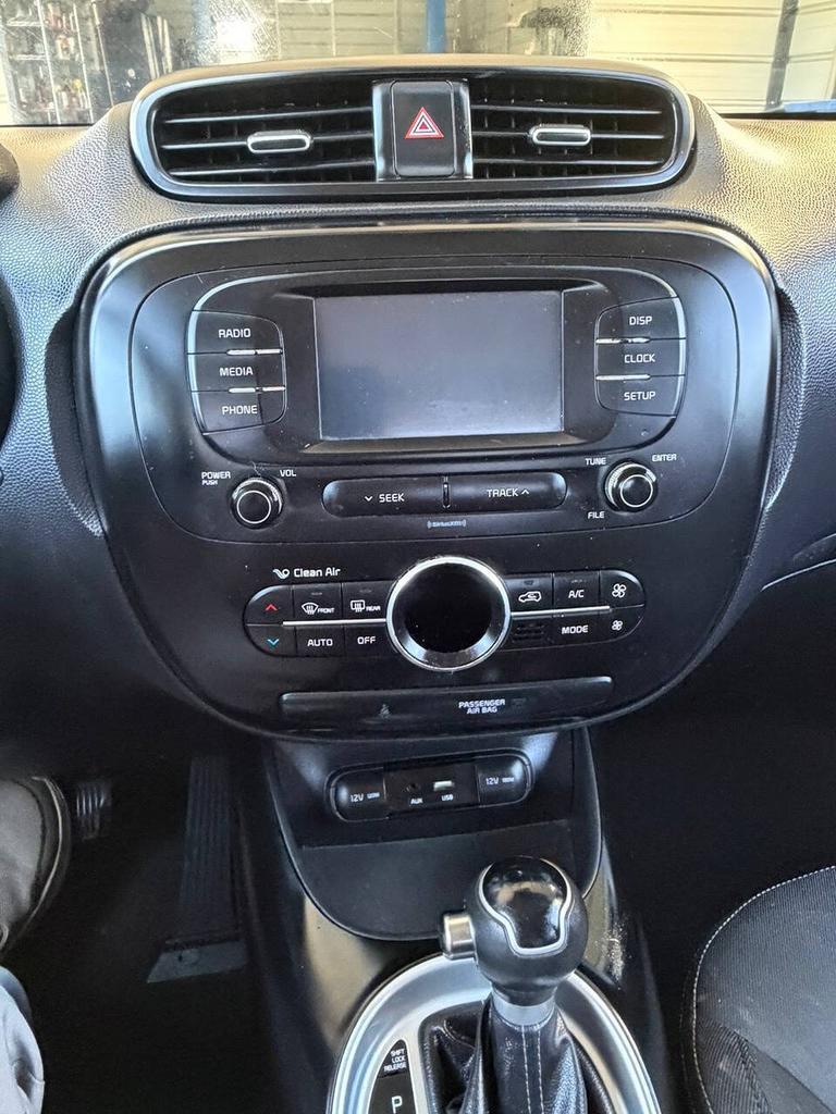 2017 Kia Soul - $9,500